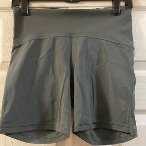 Lululemon Align short - Dark Forest - 8
